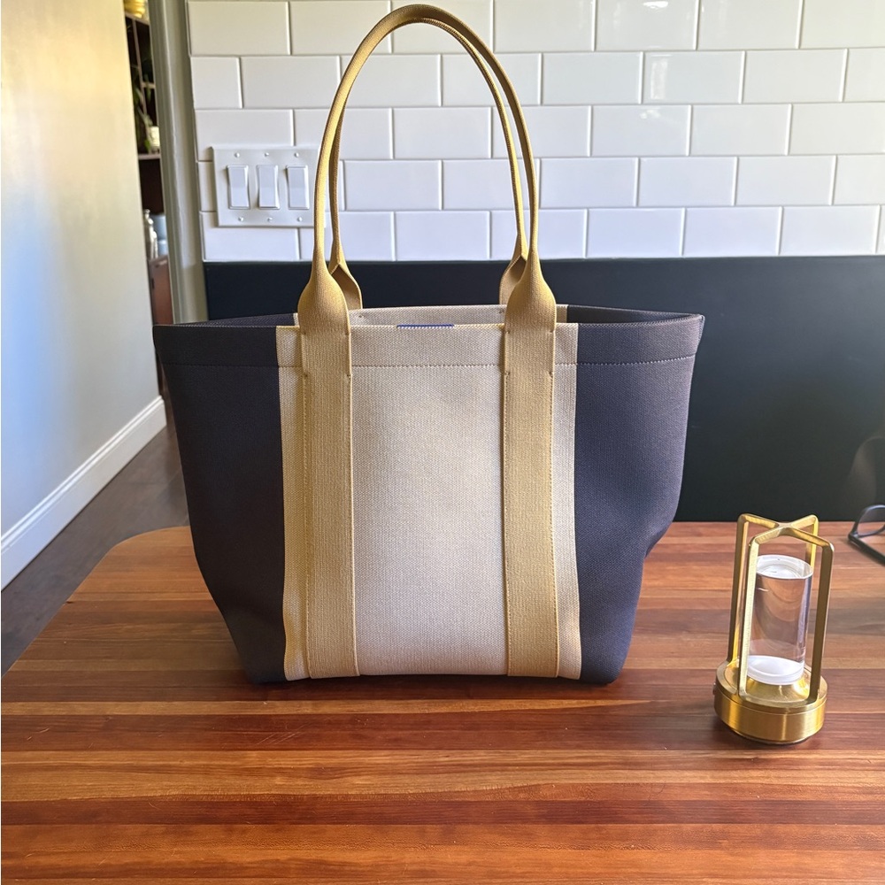 Rothy's Essential Tote, NWOT/Mint